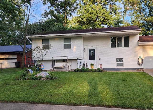 Property at 1150 Hill St, Rochester, IN 46975, 5 beds, 2 baths