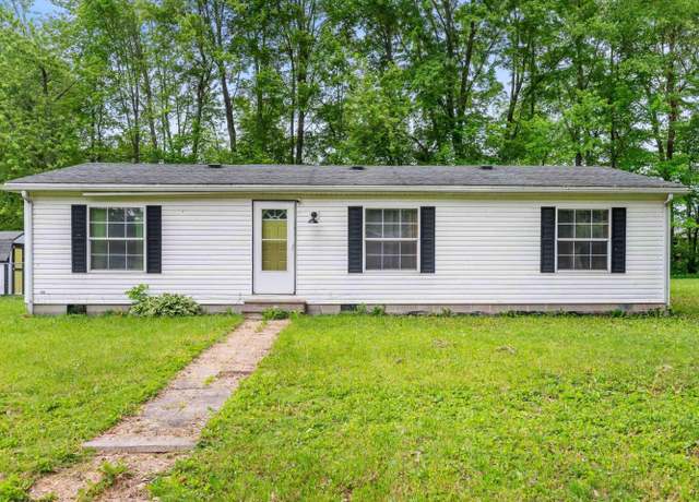 Property at 932 N Oregon St, Shelburn, IN 47879, 3 beds, 2 baths