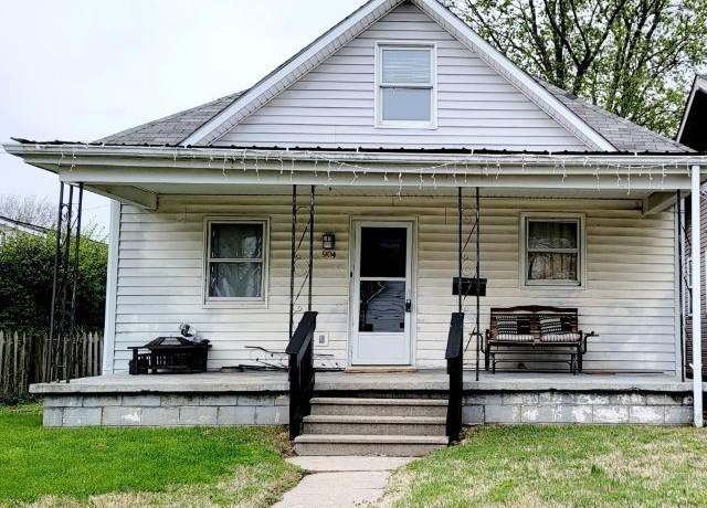 Property at 904 W Main St, Washington, IN 47501, 3 beds, 1 bath