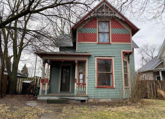 Property at 418 E South St, South Bend, IN 46601, 2 beds, 1.5 baths