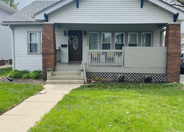 Property at 215 S Cornell Cir, Fort Wayne, IN 46807, 3 beds, 1 bath