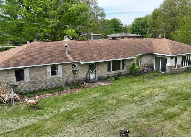 Property at 3927 E Driftwood Loop, Monticello, IN 47960, 3 beds, 1.5 baths