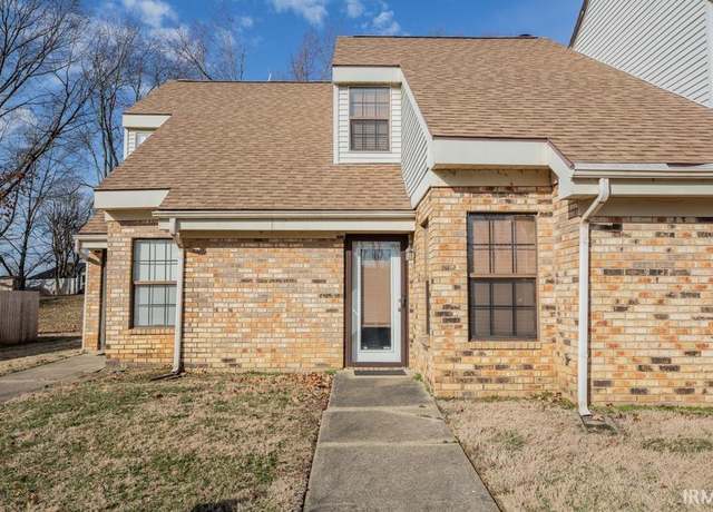 Property at 5615 Maple Ln, Newburgh, IN 47630, 2 beds, 2 baths