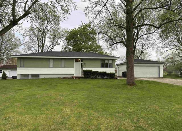 Property at 2105 Gillmore Dr, Fort Wayne, IN 46818, 3 beds, 1 bath