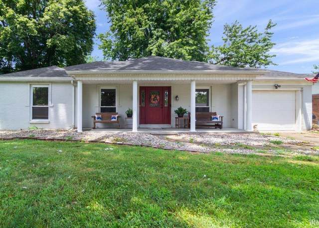 Property at 1806 Chickasaw Dr, Evansville, IN 47715, 3 beds, 2 baths