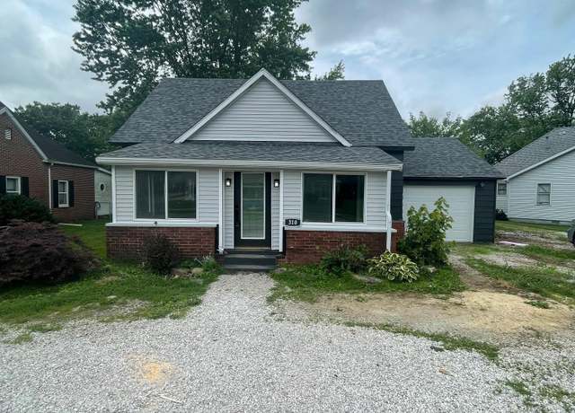Property at 310 S Jefferson St, Bicknell, IN 47512, 3 beds, 1 bath
