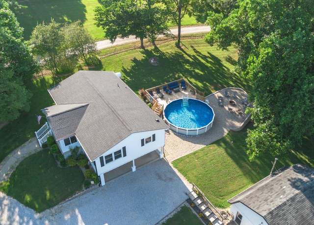 Property at 1715 W Old Highway 60, Mitchell, IN 47446, 3 beds, 2 baths
