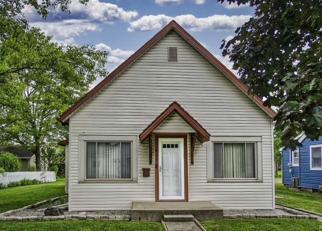 Property at 411 E Silver St, Bluffton, IN 46714, 2 beds, 1 bath