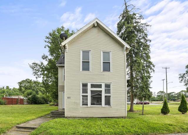 Property at 661 High St, Fort Wayne, IN 46808, 3 beds, 1 bath