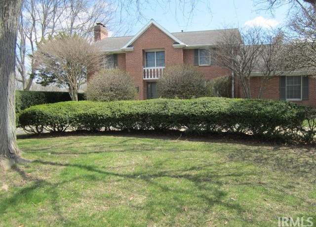 Property at 3040 Twin Pines Pt. Pt, Elkhart, IN 46514, 4 beds, 3 baths