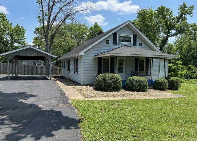 Property at 2511 S Rockport Rd, Bloomington, IN 47403, 2 beds, 1 bath