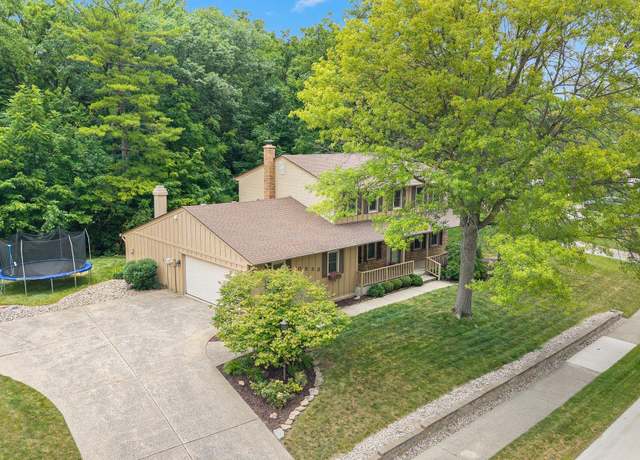 Property at 10535 Brandywine Dr, Fort Wayne, IN 46845, 4 beds, 2.5 baths