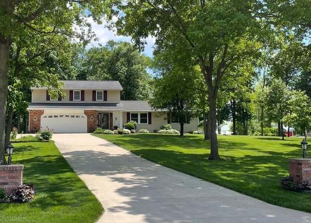 Property at 2422 W 700 Rd S, Berne, IN 46711, 4 beds, 1.5 baths