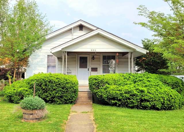 Property at 625 S 29th St, Lafayette, IN 47904, 3 beds, 1 bath