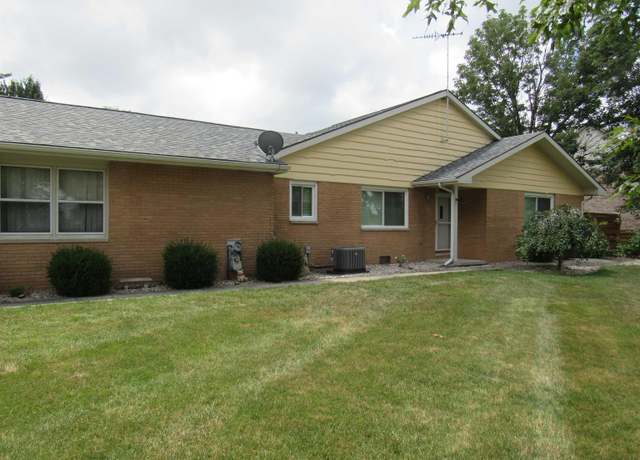 Property at 2304 Executive Dr, Kokomo, IN 46902, 2 beds, 2 baths