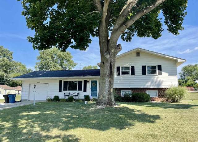 Property at 19617 Pasadena St, South Bend, IN 46614, 3 beds, 1.5 baths