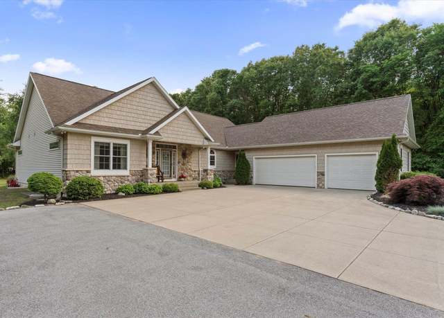 Property at 11550 Anderson Rd, Granger, IN 46530, 5 beds, 4.5 baths