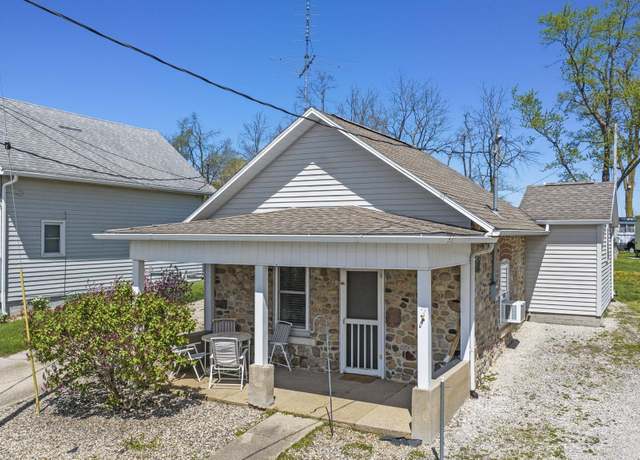 Property at 2310 W Orland Rd, Angola, IN 46703, 1 bed, 1 bath