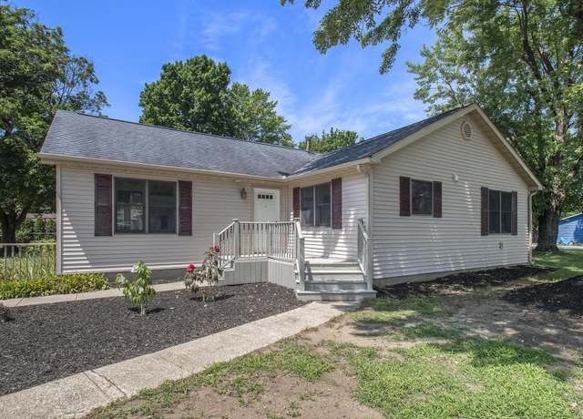 Property at 16630 Barton St, Granger, IN 46530, 3 beds, 2 baths