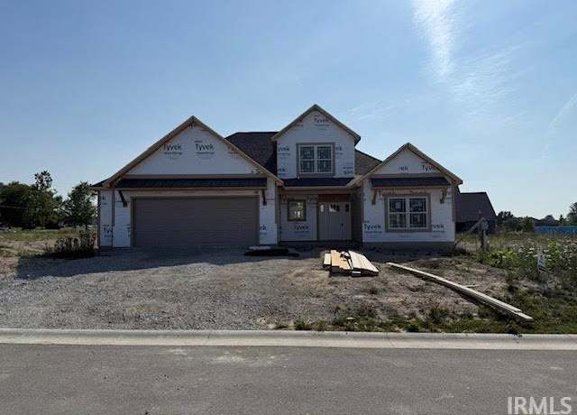 Property at 11939 Turtle Creek Ct, Fort Wayne, IN 46818, 4 beds, 2.5 baths