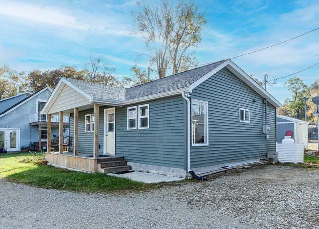 Property at 47 Ems B15 Ln, Pierceton, IN 46562, 2 beds, 1 bath