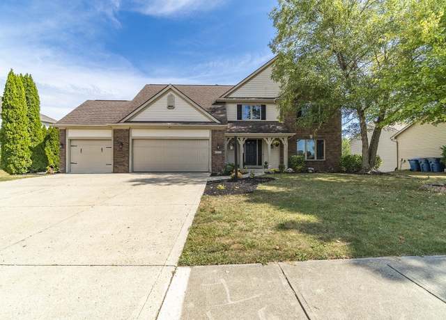 Property at 2611 Jonathans Lndg, Fort Wayne, IN 46814, 5 beds, 2.5 baths