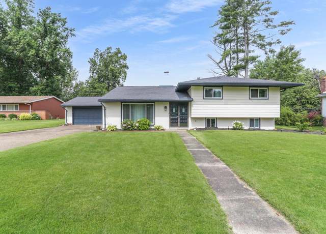 Property at 867 Park Plaza Dr, Evansville, IN 47715, 3 beds, 2 baths