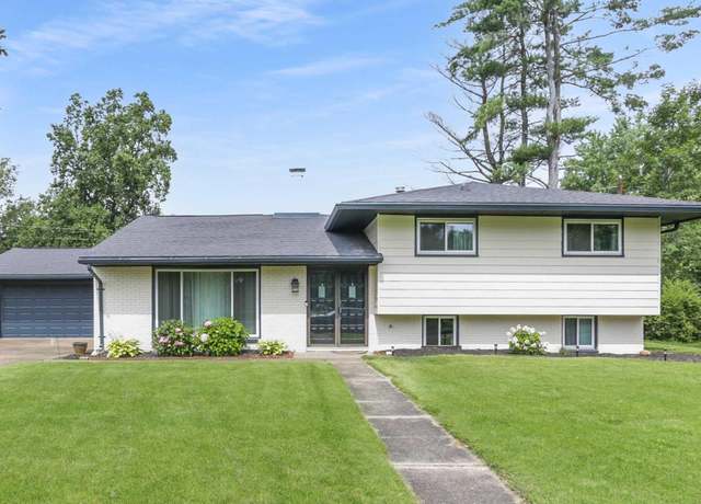 Property at 867 Park Plaza Dr, Evansville, IN 47715, 3 beds, 2 baths
