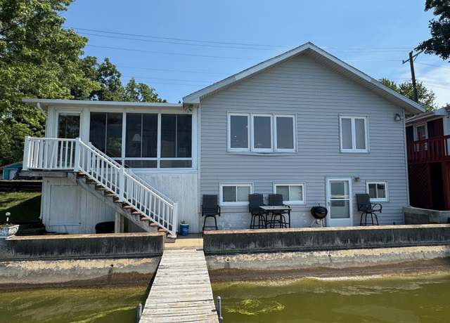 Property at 3213 Barrett Rd, Rochester, IN 46975, 4 beds, 2.5 baths