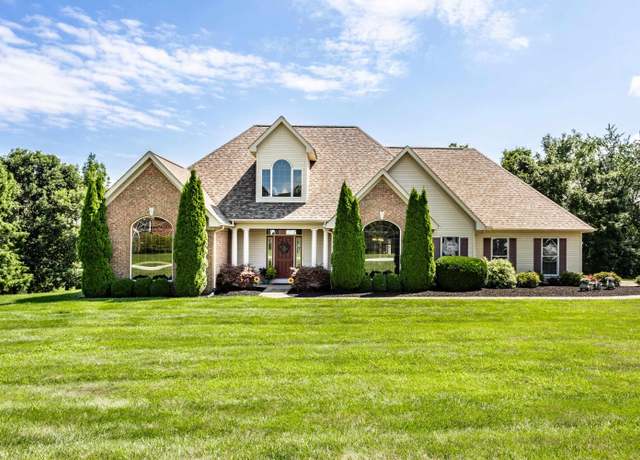 Property at 5439 S Farmers Dr, Bloomington, IN 47403, 3 beds, 2 baths