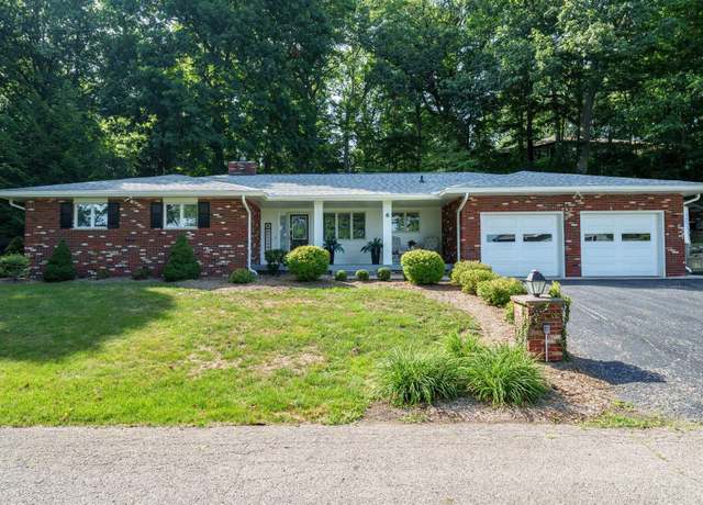 Property at 6 Golfview Dr, Logansport, IN 46947, 3 beds, 2 baths