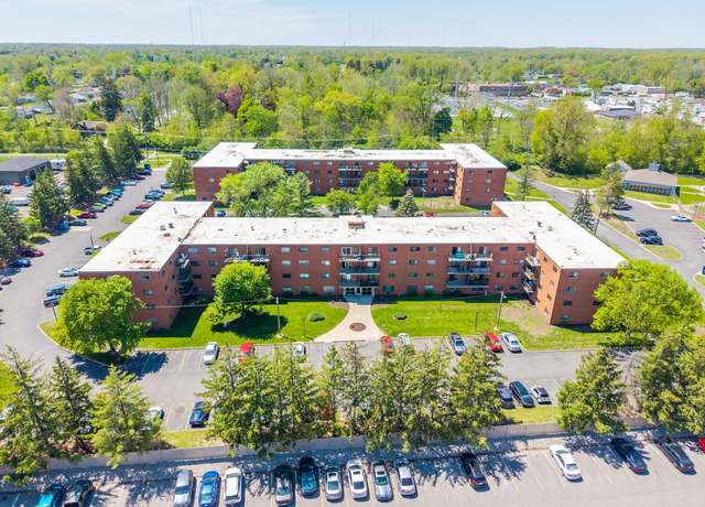 Property at 2927 Westbrook Dr Unit B-119, Fort Wayne, IN 46805, 2 beds, 1.5 baths