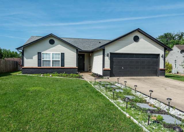 Property at 434 S Bay Hill Ct, Bloomington, IN 47403, 3 beds, 2 baths