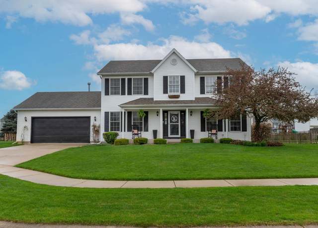 Property at 51283 Bridlewood Ct, Granger, IN 46530, 4 beds, 2.5 baths