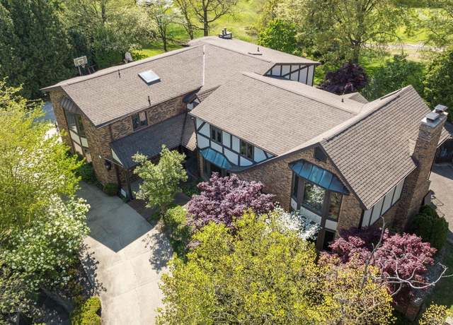 Property at 17343 Turnbury Ct, Granger, IN 46530, 5 beds, 5 baths