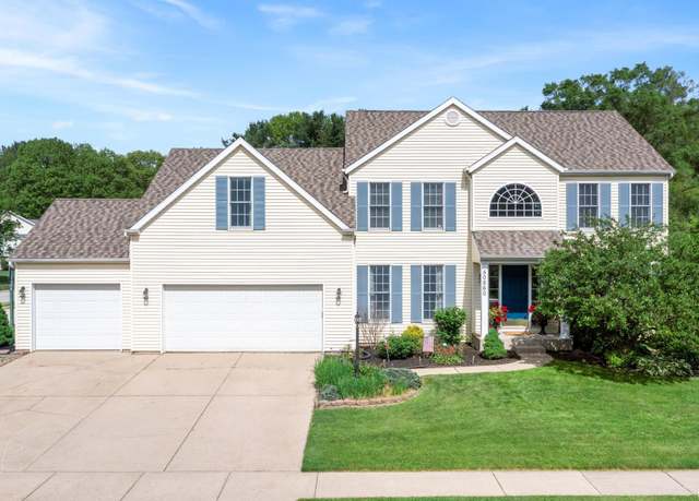 Property at 50860 Lexington Glen Dr, Granger, IN 46530, 4 beds, 2.5 baths