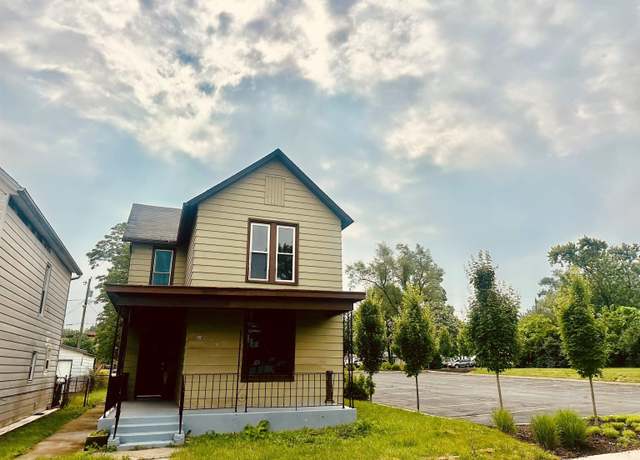 Property at 1319 Mcculloch St, Fort Wayne, IN 46803, 3 beds, 1 bath