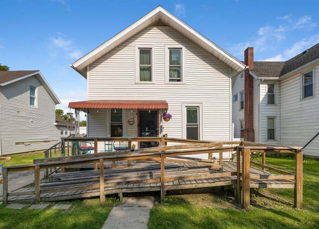 Property at 102 N Short Dr, Monroeville, IN 46773, 3 beds, 1 bath