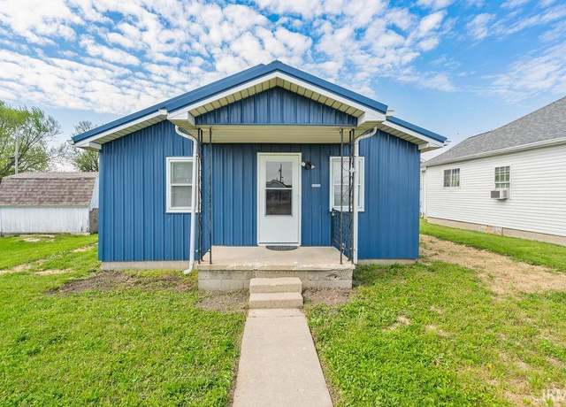 Property at 1608 E Wheeler St, Kokomo, IN 46902, 3 beds, 2.5 baths