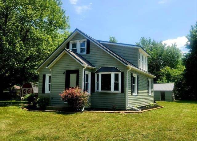 Property at 422 E Main St, Millersburg, IN 46543, 3 beds, 1 bath