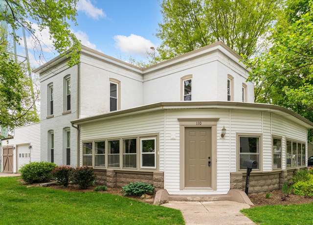 Property at 110 N Main St, South Whitley, IN 46787, 3 beds, 2 baths