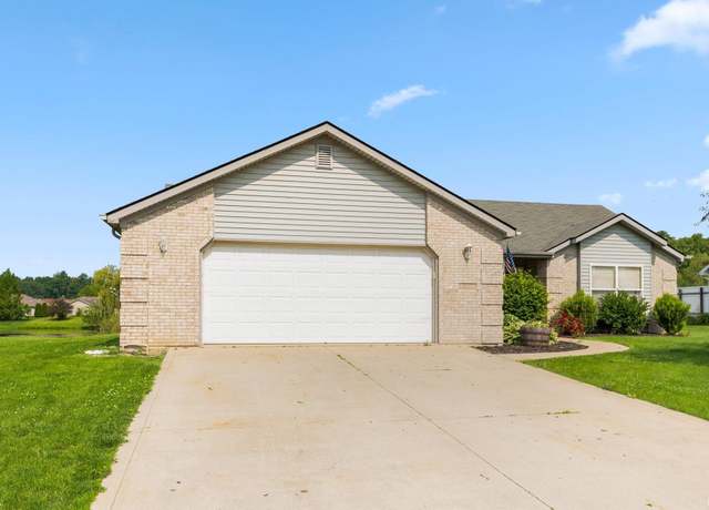 Property at 3297 E Sherman St, Columbia City, IN 46725, 3 beds, 2 baths