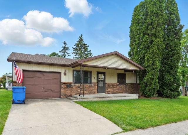 Property at 301 W Jefferson St, Columbia City, IN 46725, 3 beds, 1.5 baths