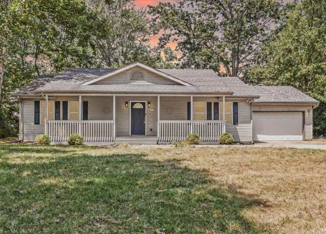 Property at 3915 Riverside Dr, South Bend, IN 46628, 4 beds, 3 baths