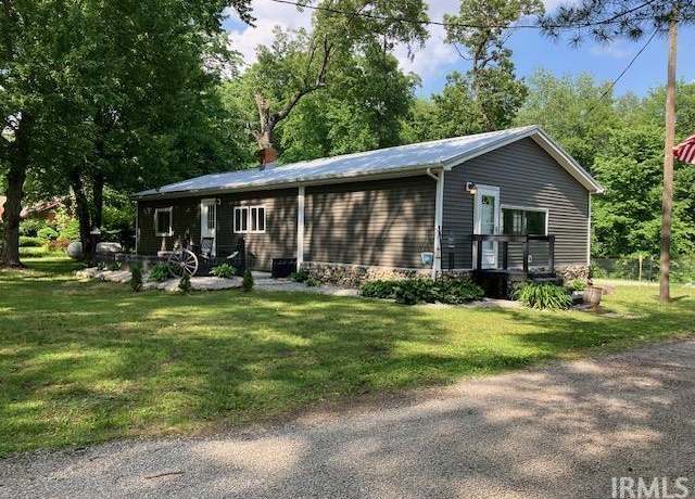 Property at 1512 Union Rd, Walkerton, IN 46574, 3 beds, 1 bath