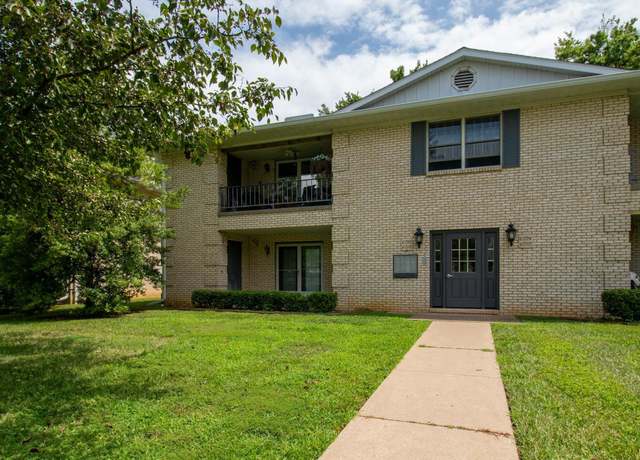 Property at 6718 Newburgh Rd, Evansville, IN 47715, 2 beds, 2 baths