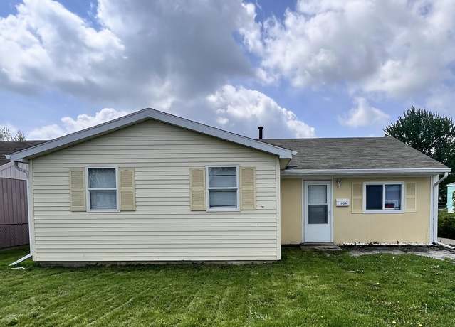 Property at 1009 E Havens St, Kokomo, IN 46901, 3 beds, 2 baths