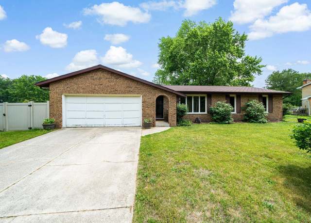Property at 55698 Willowbend Blvd, Elkhart, IN 46507, 3 beds, 2 baths