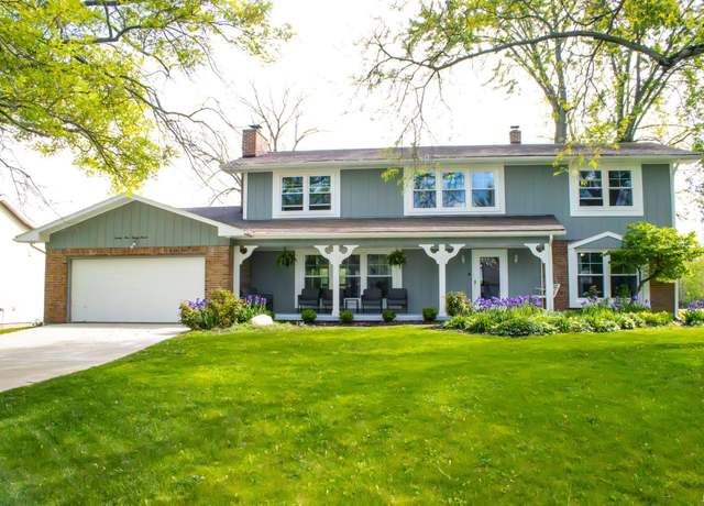 Property at 2127 Old Oak Dr, West Lafayette, IN 47906, 5 beds, 2.5 baths