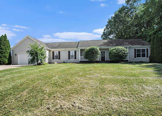 Property at 10858 County Road 4, Middlebury, IN 46540, 4 beds, 3 baths
